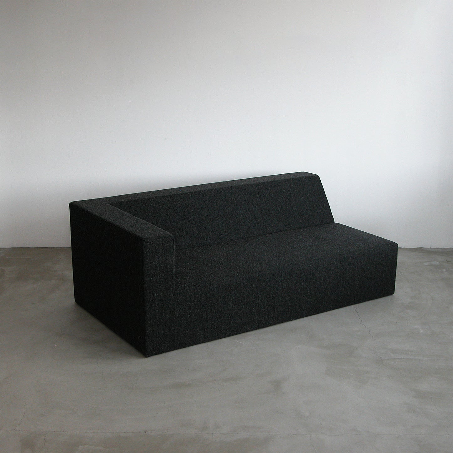DIRTWALL SOFA 2 SEATER