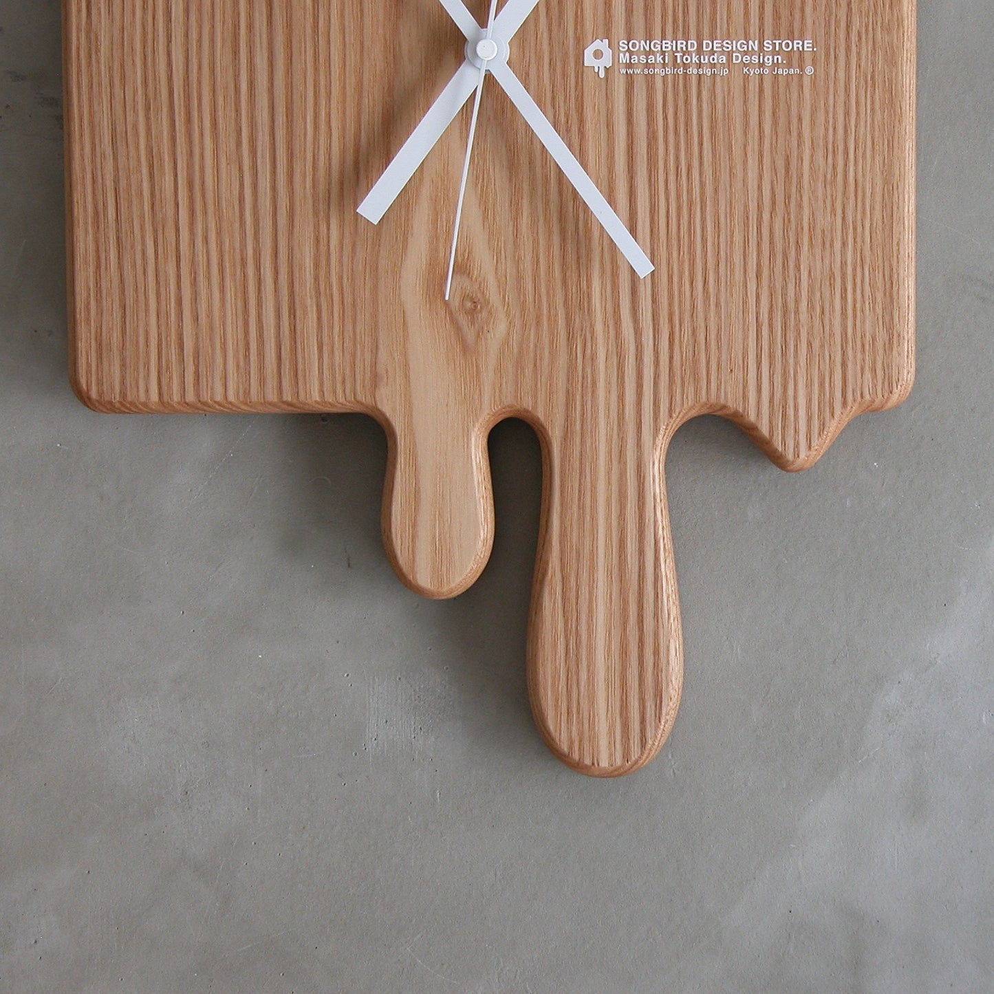 BIRDHOUSE CLOCK