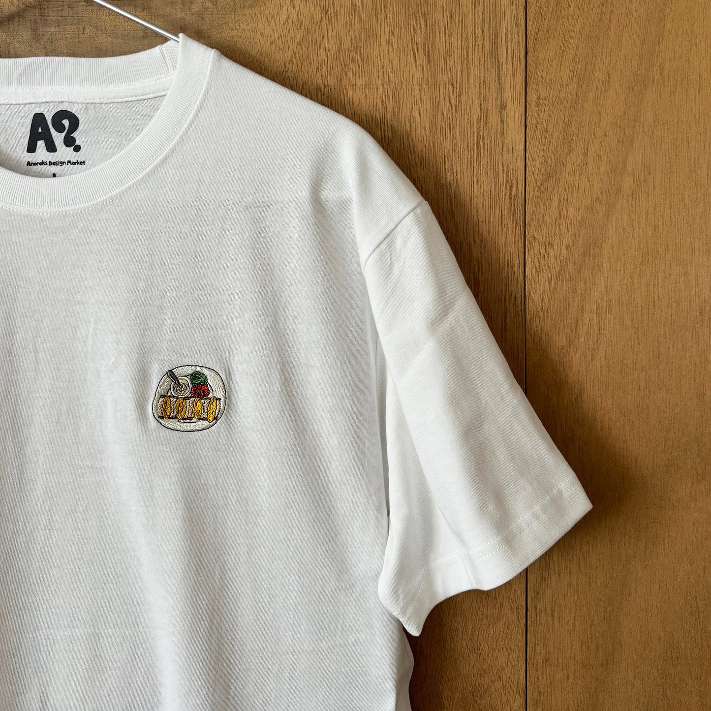 SONGBIRD COFFEE STAFF T / SAND